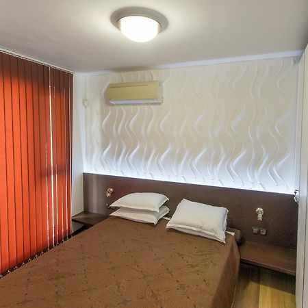 City Apartments La Casa Varna Esterno foto